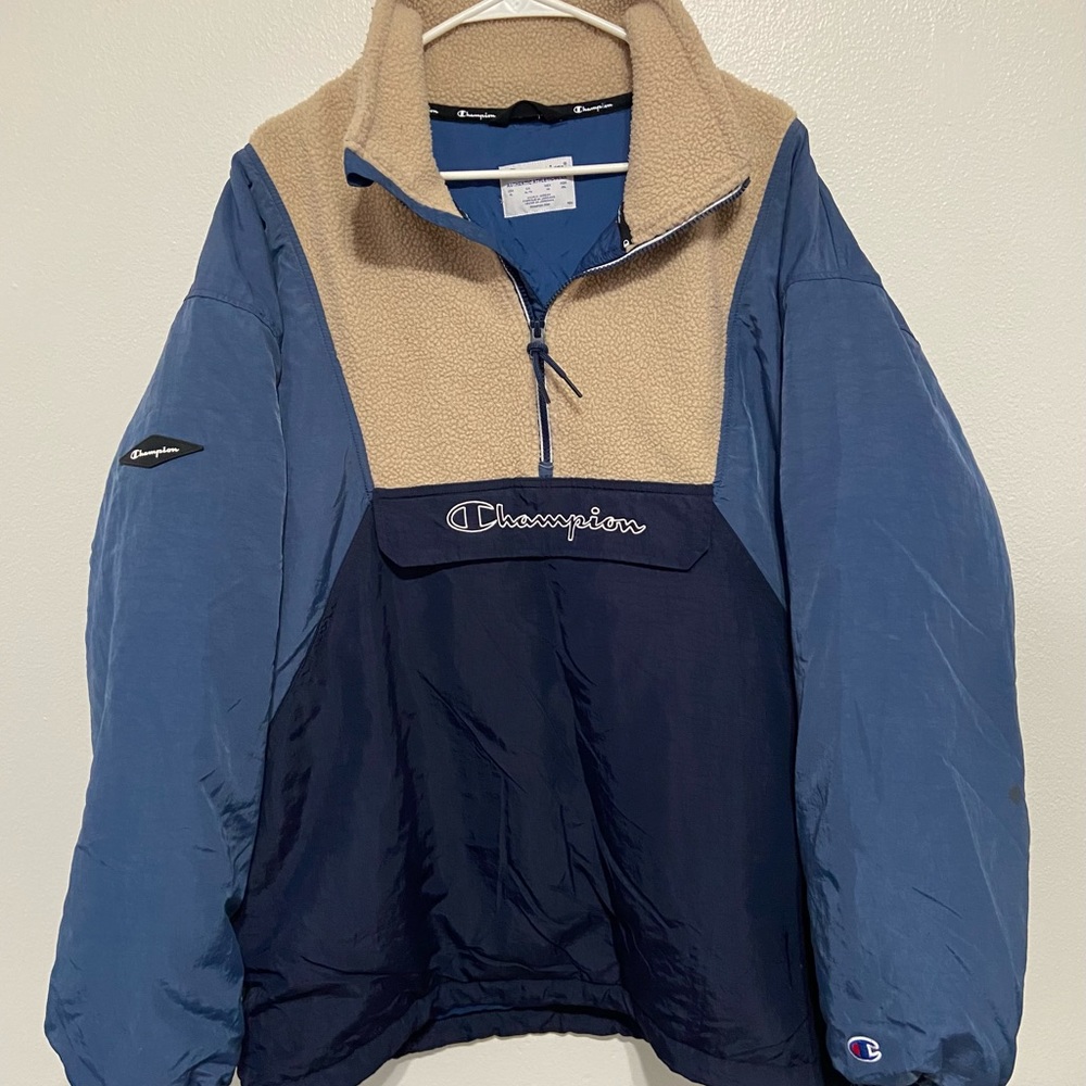 Mens Champion Pull Over Jacket with Sherpa Collar XL